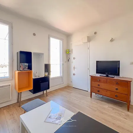 Lo Duplex Climatise Avec Terrasse 4 Couchages Au Coeur De Lejlighed Toulon
