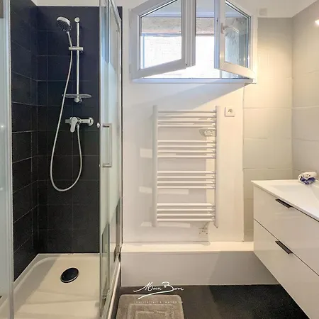 公寓 Lo Duplex Climatise Avec Terrasse 4 Couchages Au Coeur De 土伦