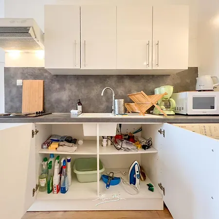 公寓 Lo Duplex Climatise Avec Terrasse 4 Couchages Au Coeur De 土伦