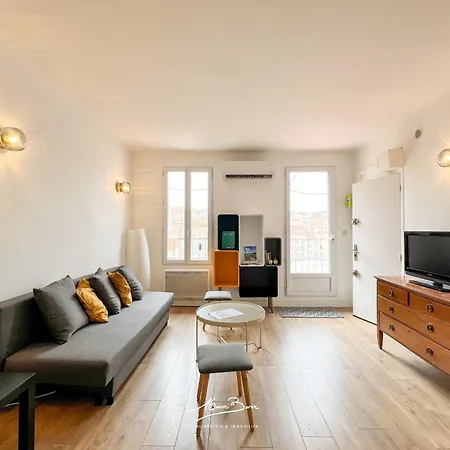 Apartment Lo Duplex Climatise Avec Terrasse 4 Couchages Au Coeur De Toulon